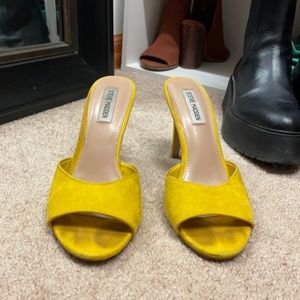 LAST HOURS OR WILL BE DONATED!

Steve Madden Mule